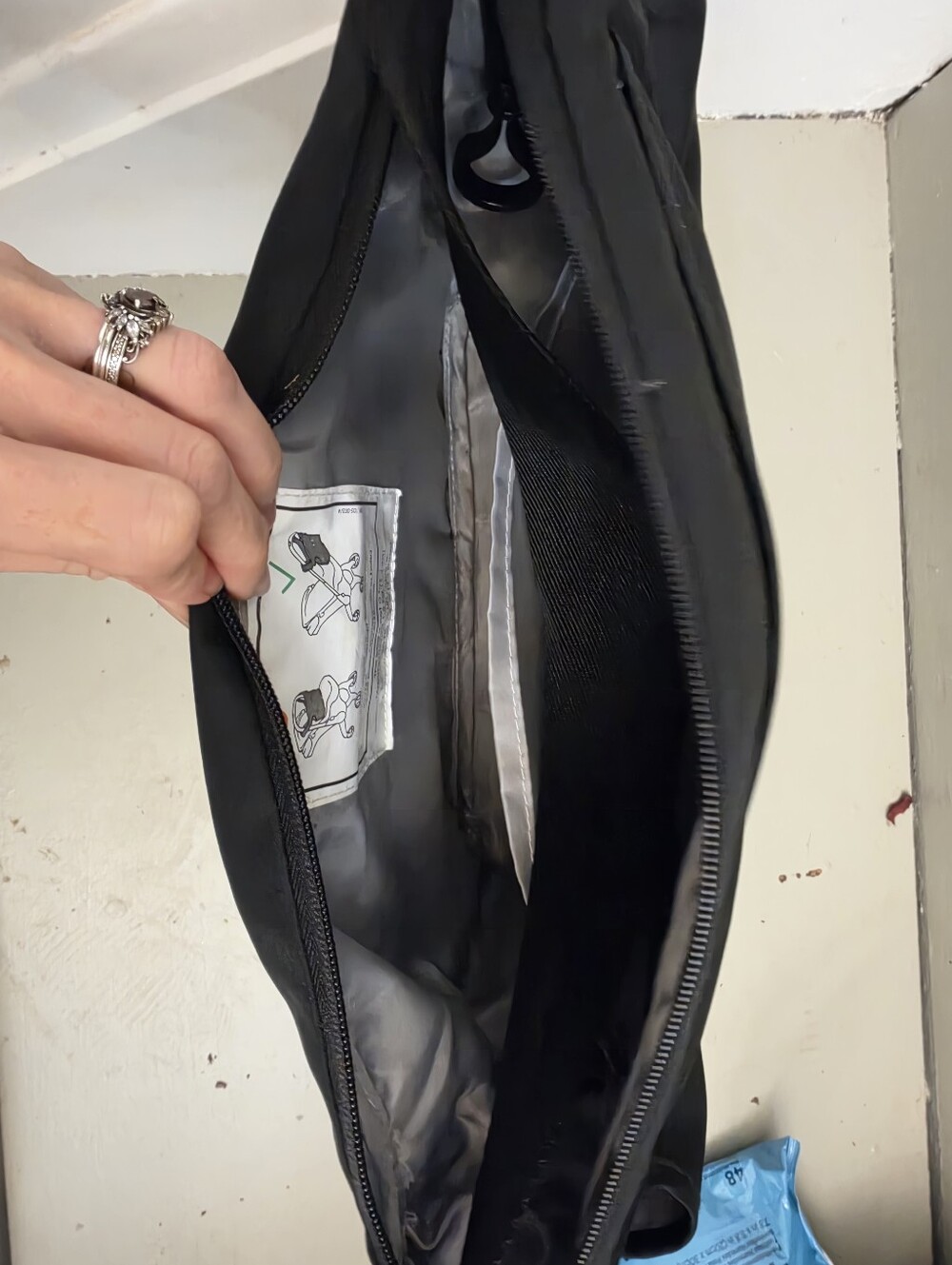 Doona Essential Bag - Picture 3 of 4